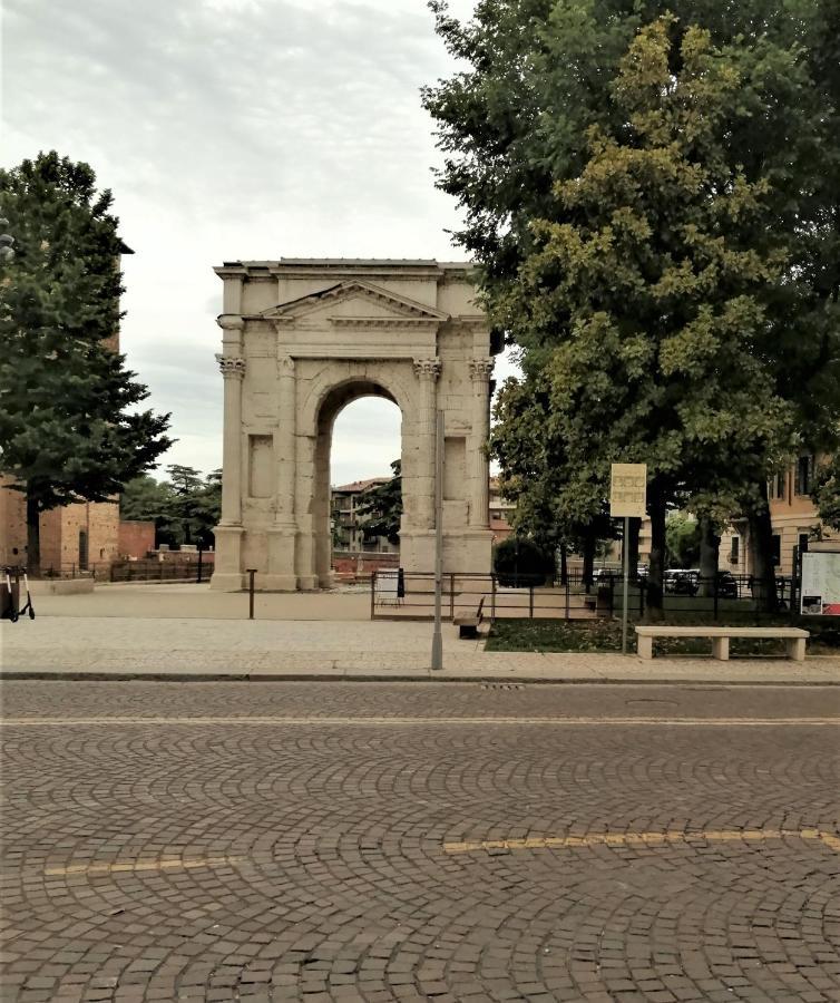 Castle View Lodge Intero Appartamento Verona Centro Storico מראה חיצוני תמונה